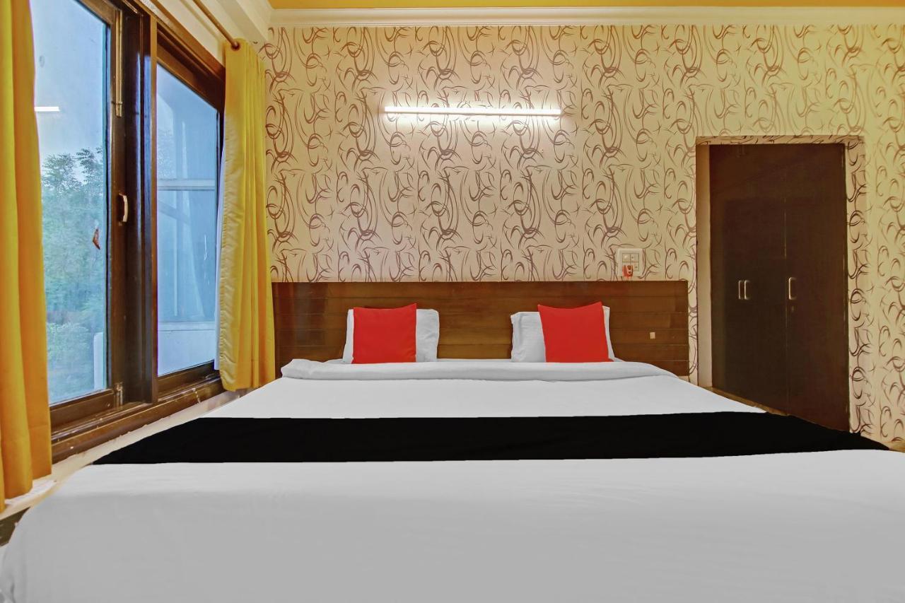 גורגאון Capital O Tipsyy Near Aravali Biodiversity Park מראה חיצוני תמונה