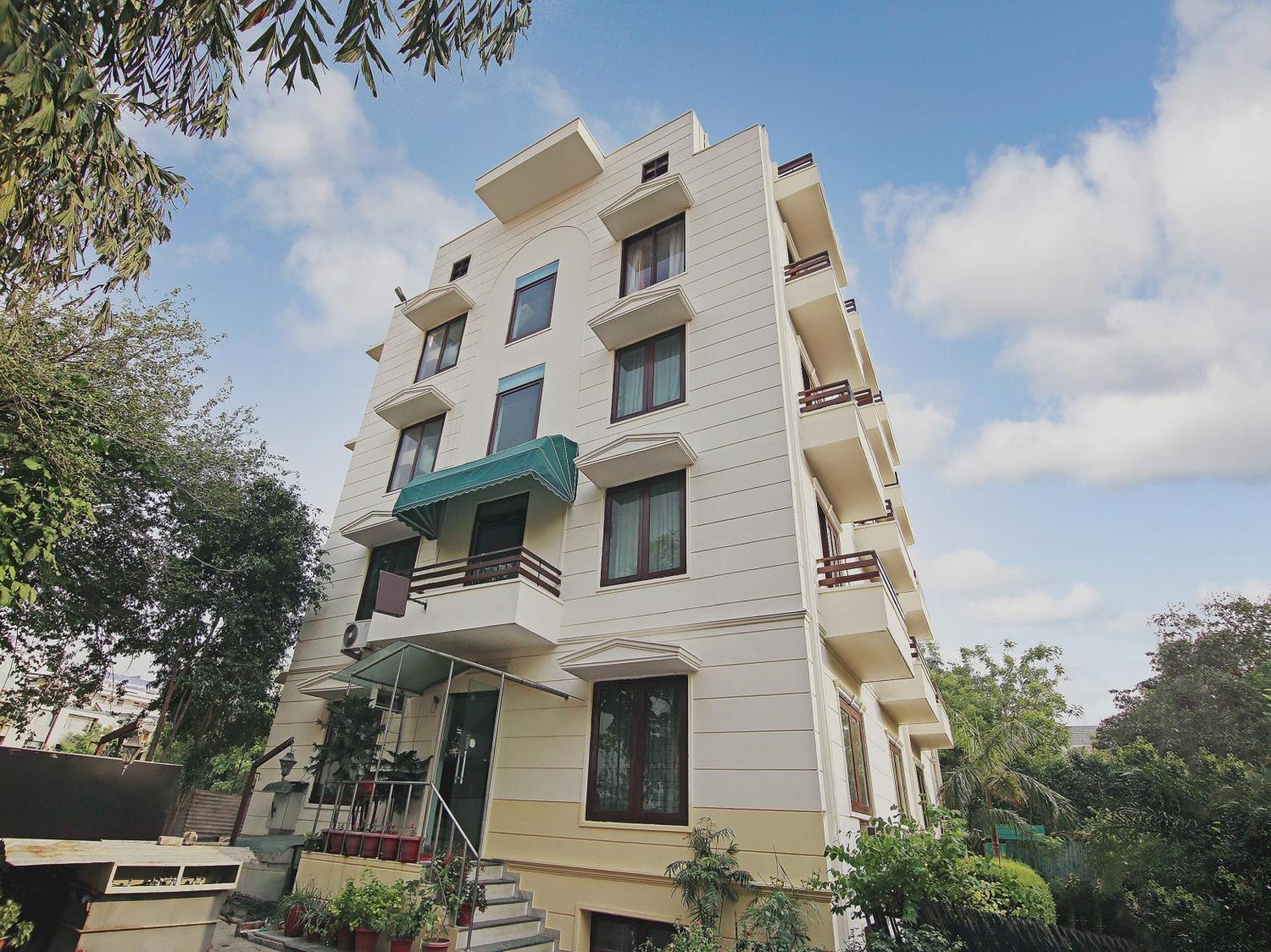 גורגאון Capital O Tipsyy Near Aravali Biodiversity Park מראה חיצוני תמונה